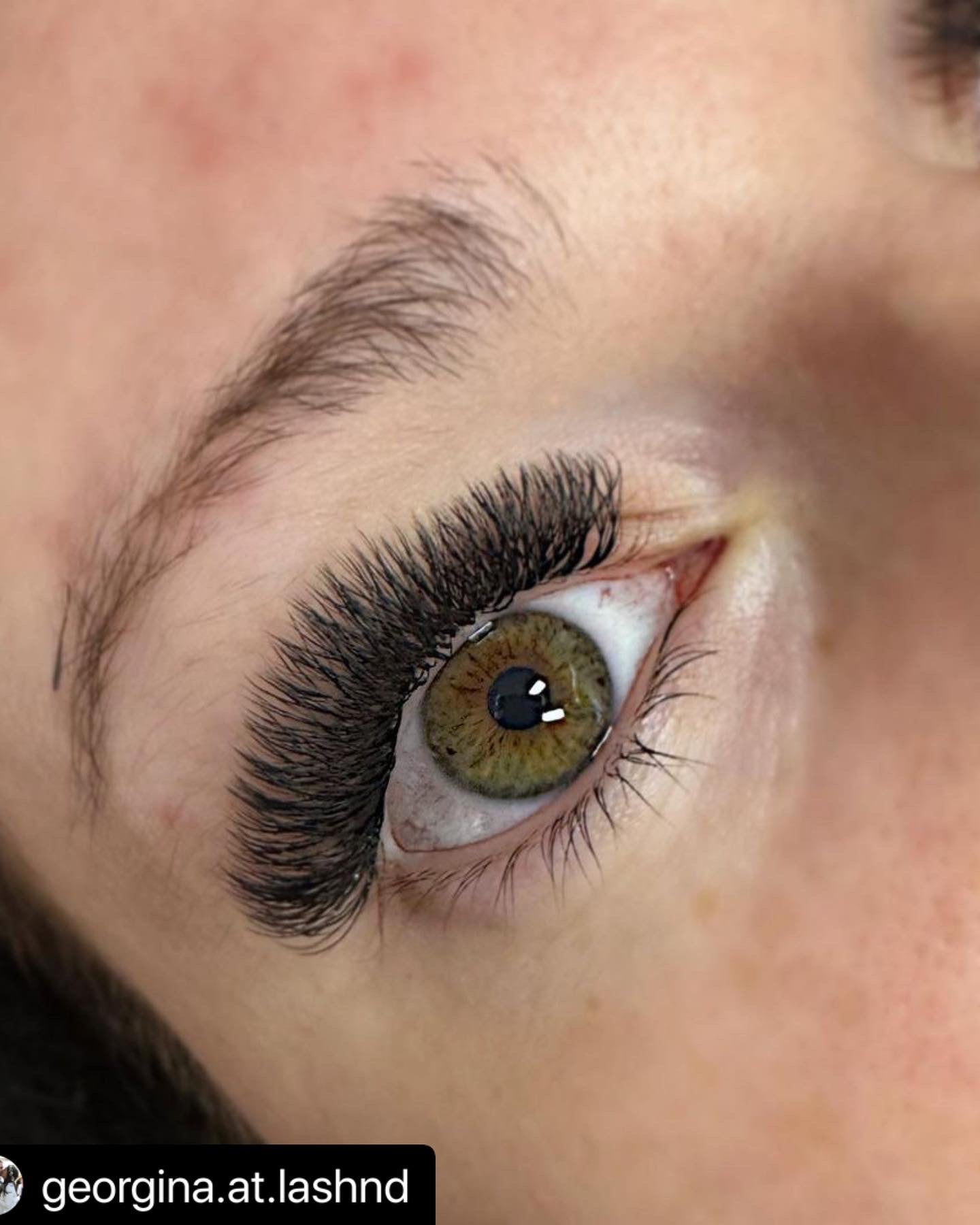 W Lashes (BUY5GET1FREE)